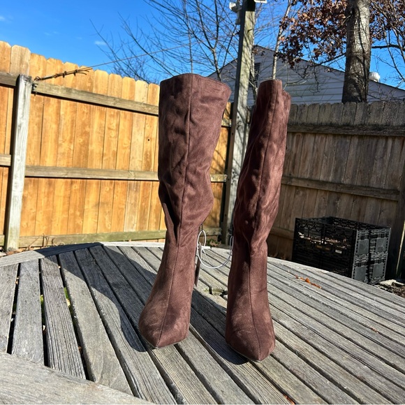 A new day womans Boots Brown faux suede size 9.5 wide knee high winter fall nwt - Picture 4 of 10